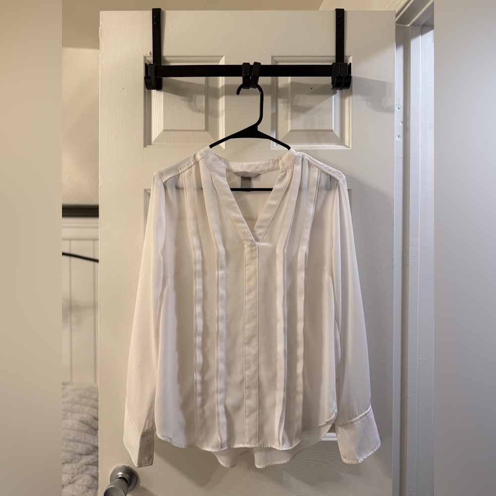 H&M white pleated blouse
